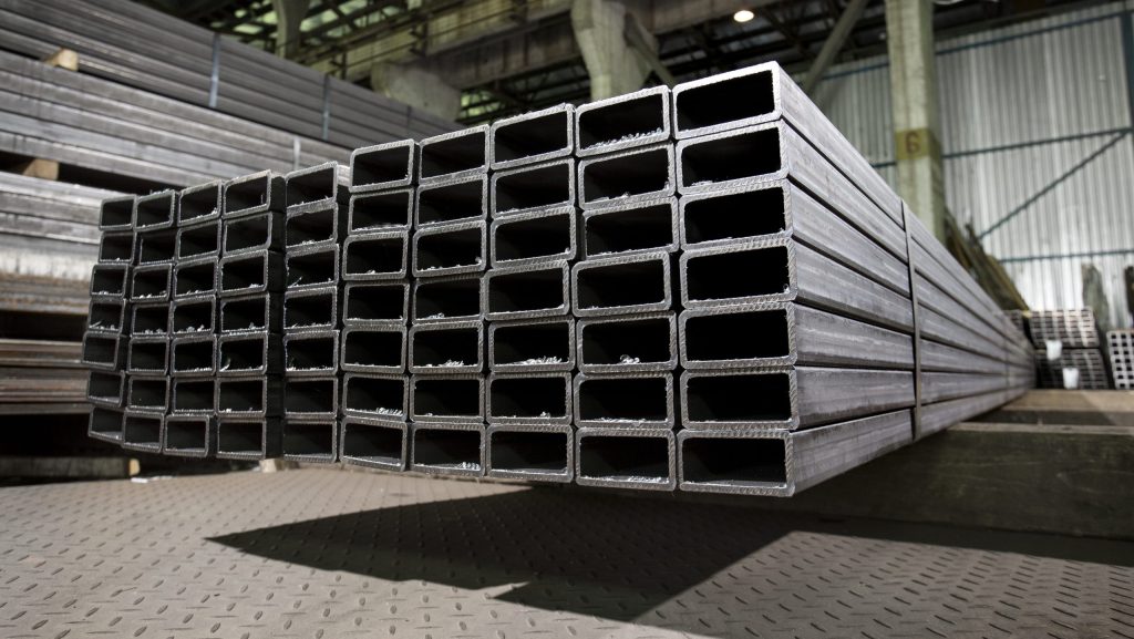 Stainless,Steel,Rectangular,Bars,Of,Metal